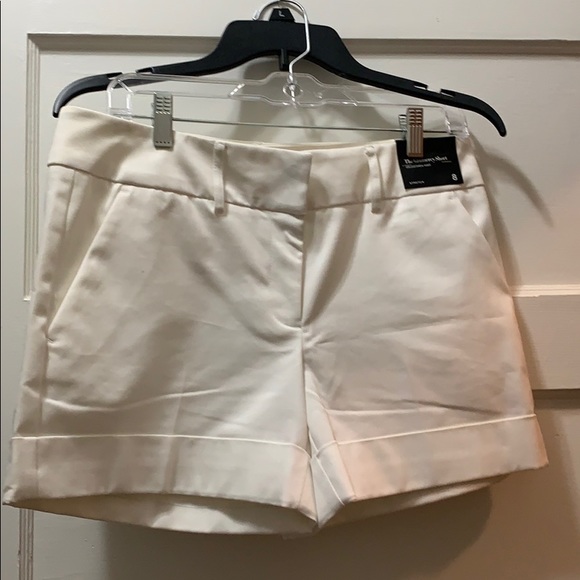 Brand New White shorts - Picture 1 of 1